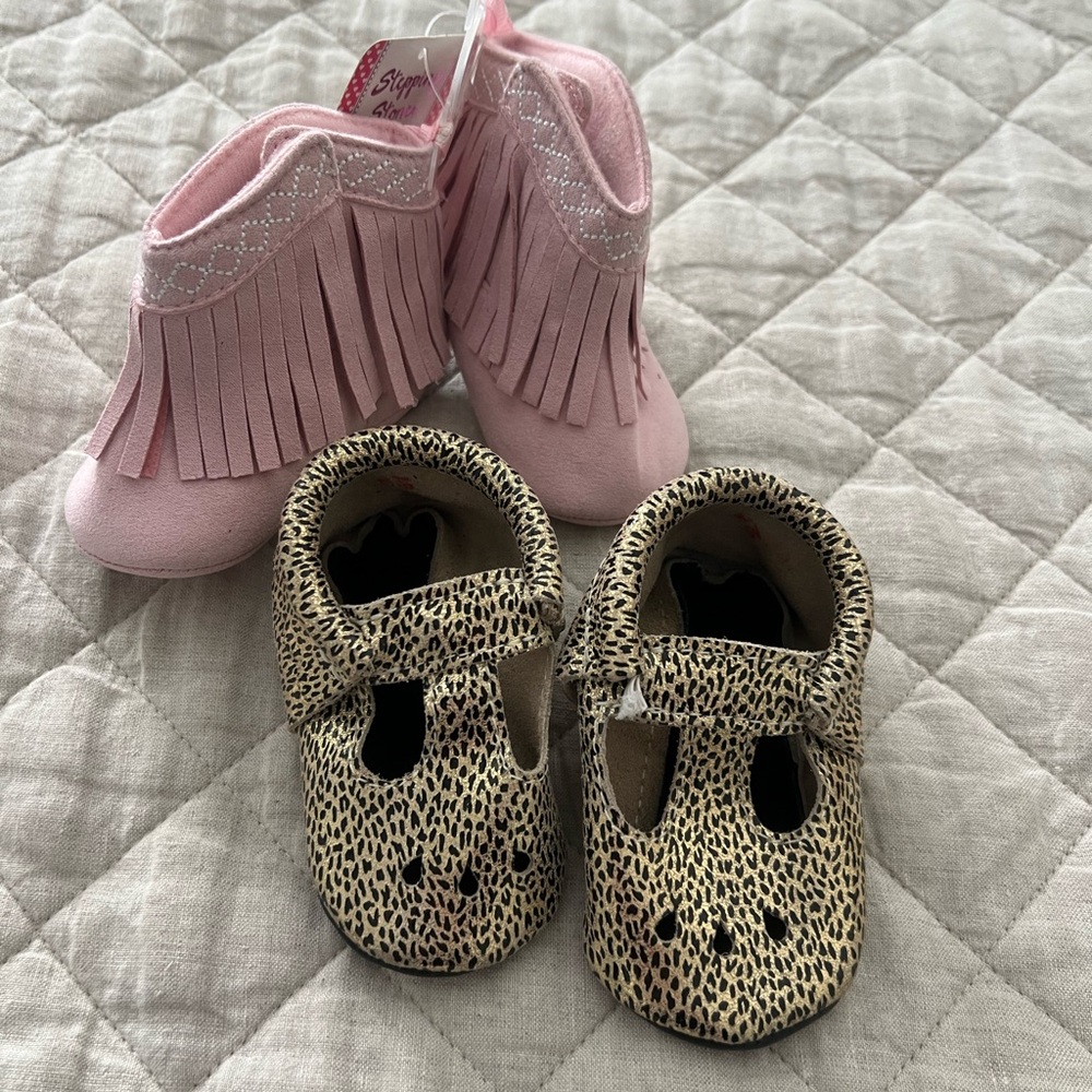 Bundle of Two pair of shoes size 6-9 mos.